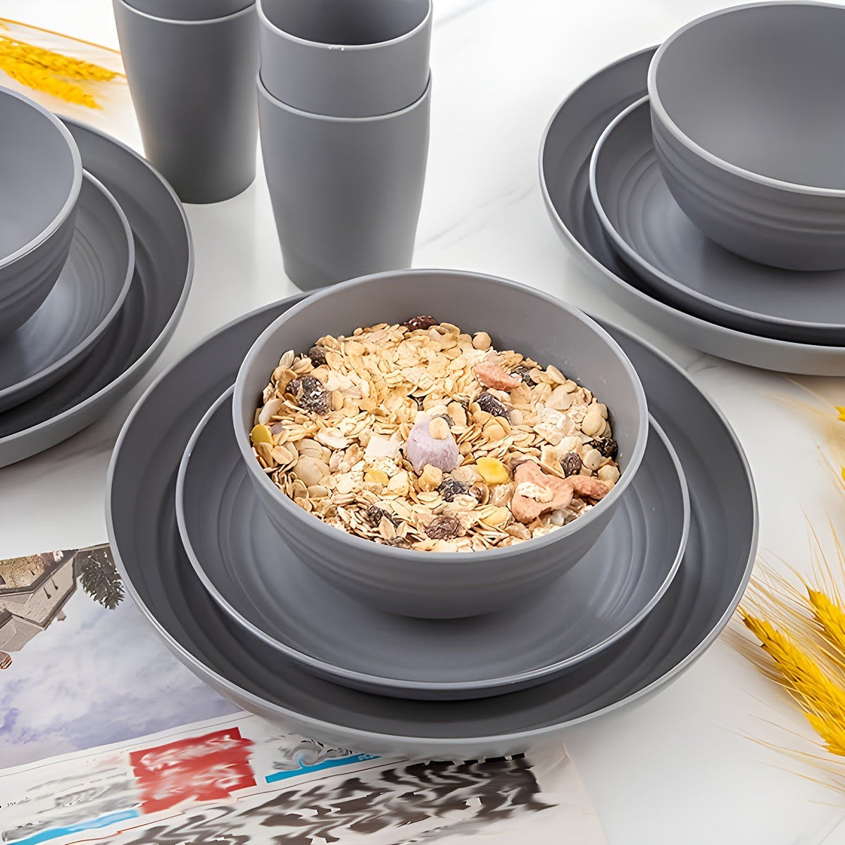 4/16/32pcs, Dinnerware Set, Matte Black Plastic Kitchen Dining Set, Includes 8 Dinner Plates, 8 Dessert Plates, 8 Bowls, 8 Cups Reusable, BPA-Free, For Home And Restaurant Use