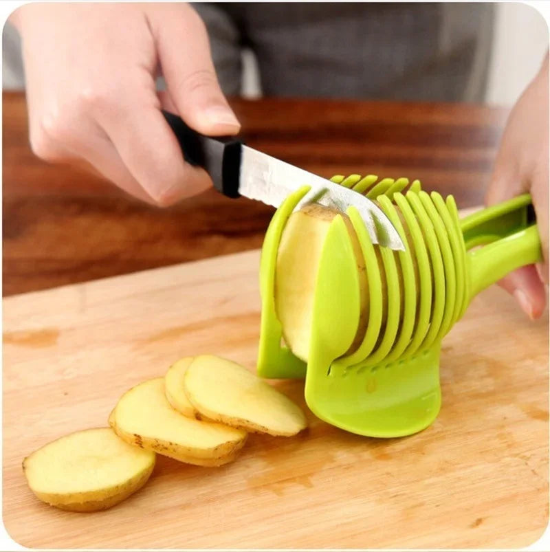 1pc Tomato Slicer Fruits Cutter Stand Utensilios De Cozinha Assistant Lounged Tomato Lemon Shreadders Slicer Random Color