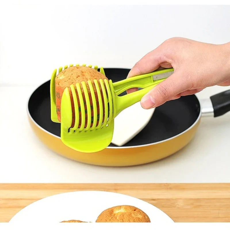 1pc Tomato Slicer Fruits Cutter Stand Utensilios De Cozinha Assistant Lounged Tomato Lemon Shreadders Slicer Random Color