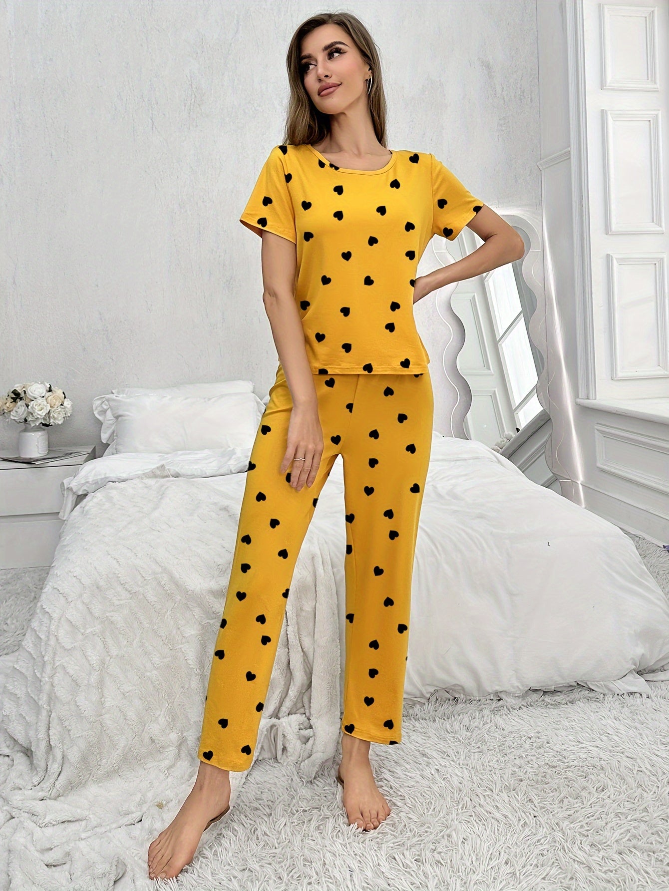Women's Short Sleeve T-shirt & Long Pants Pajama Set, Love Heart Print, Comfortable Loungewear, Home Wear, Casual Outfit, Available For Outdoor Use